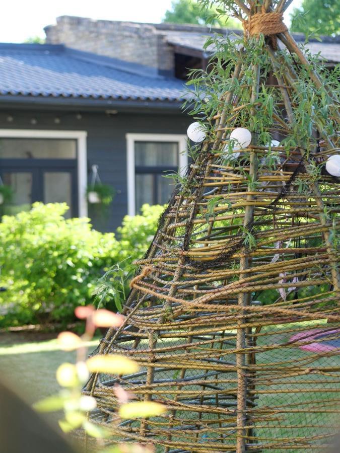 Viesu Nams Stella Hotel Ventspils Exterior foto